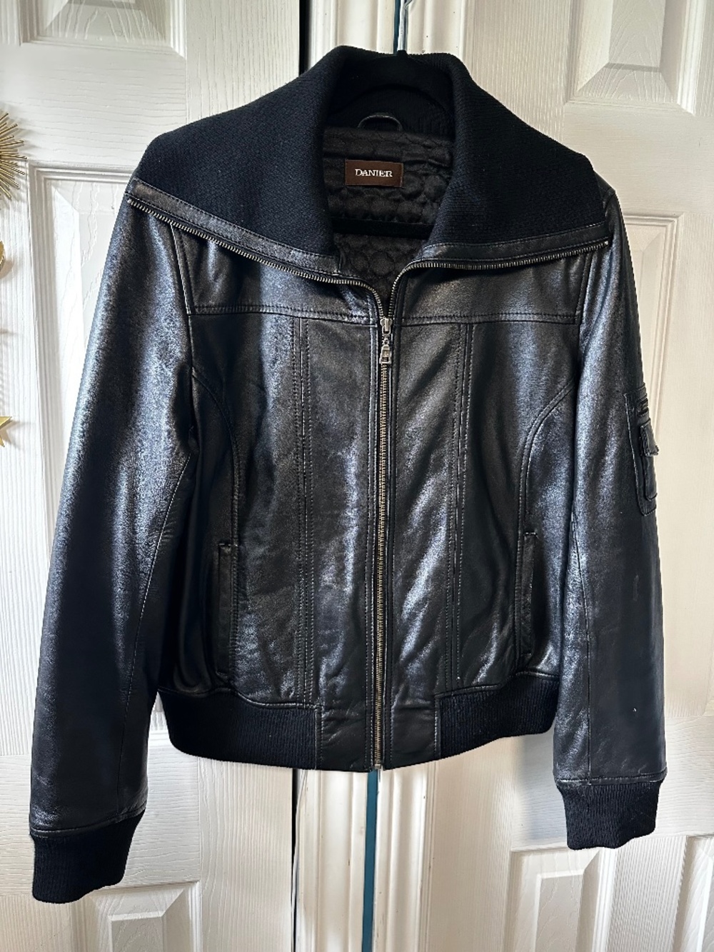 Women's Retro Danier Leather Bomber Jacket, Large